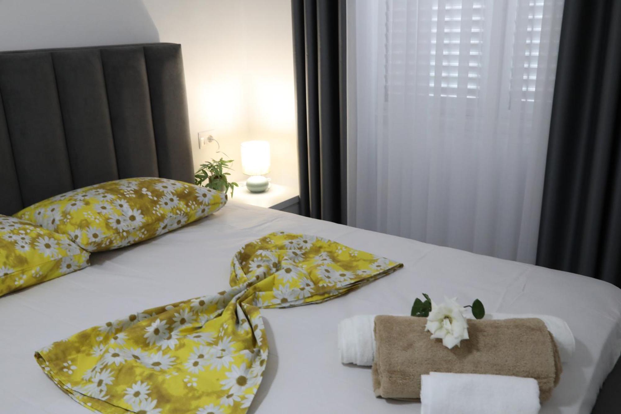 Rozafa Guest Room Center Shkodër エクステリア 写真