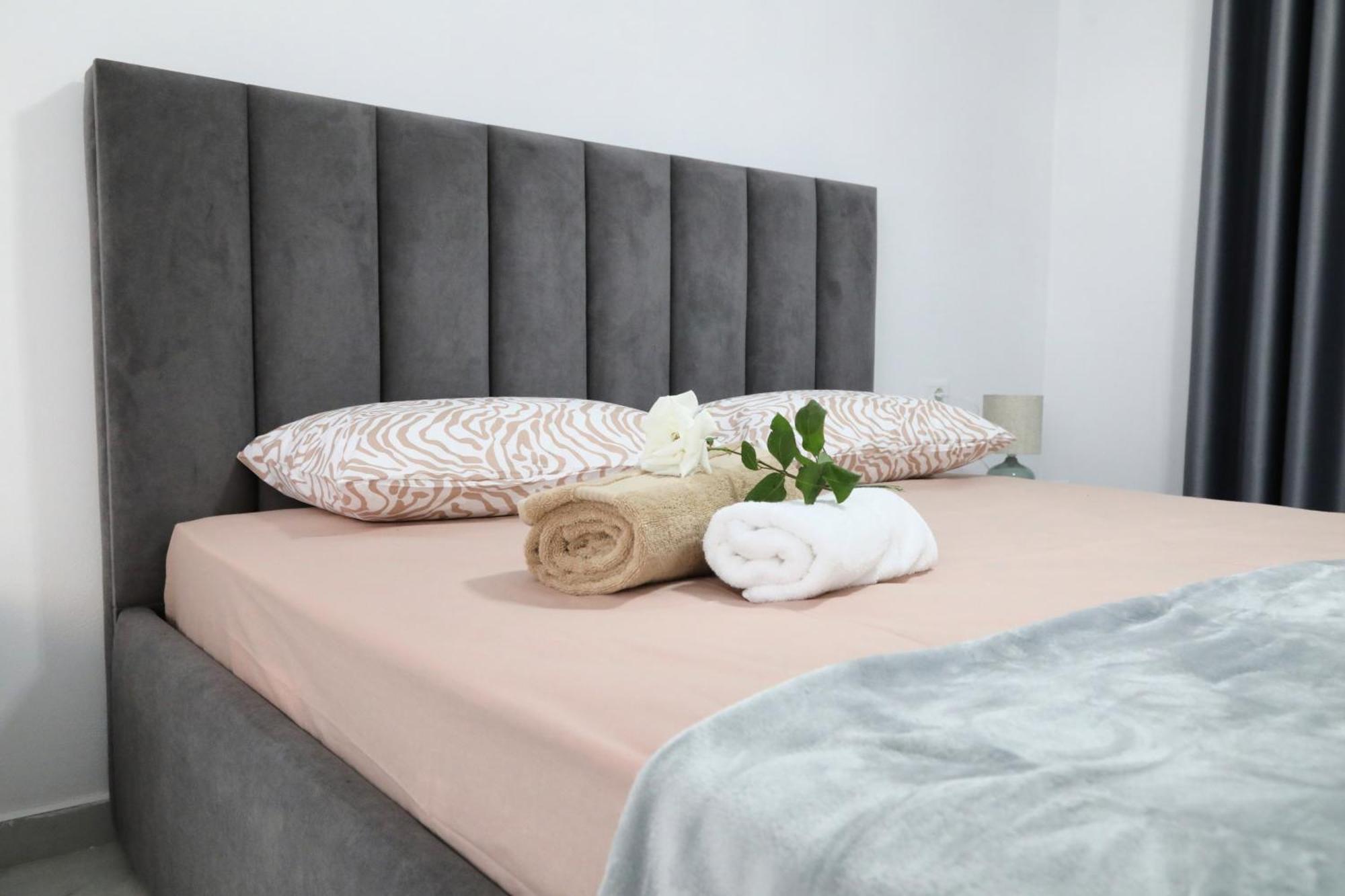 Rozafa Guest Room Center Shkodër エクステリア 写真